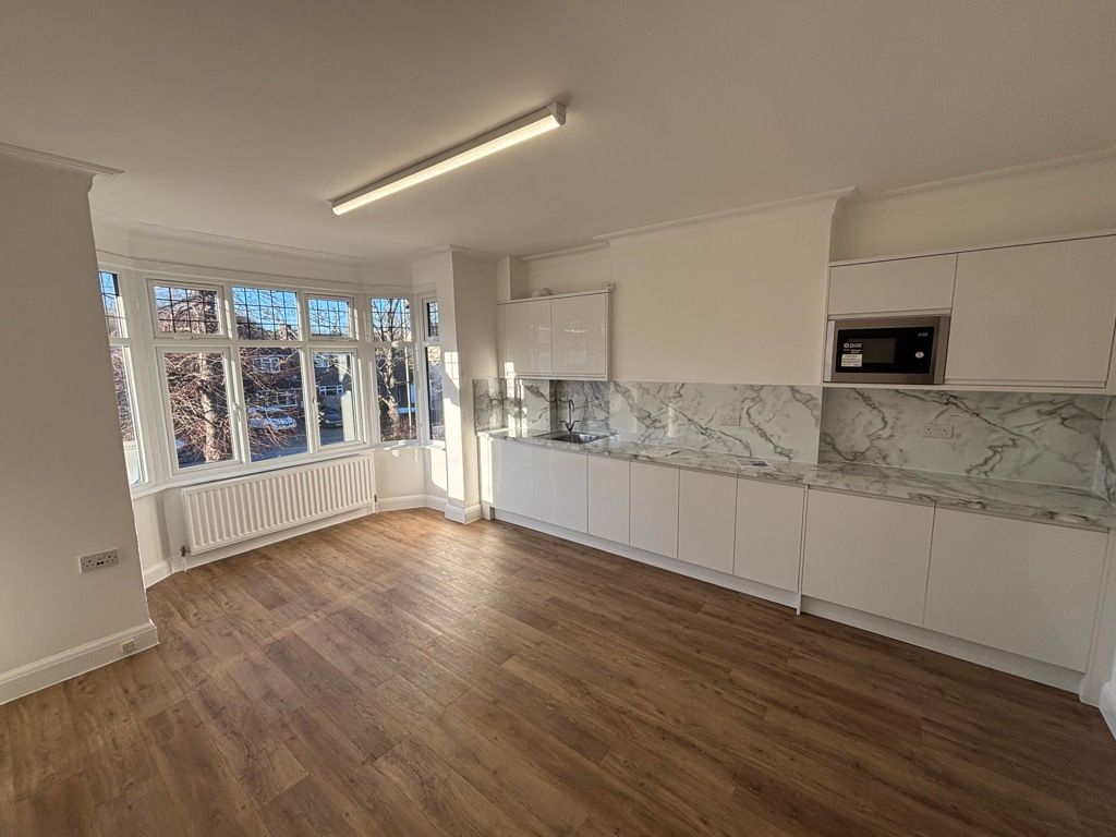 Property photo 2 of 6 Photo 6