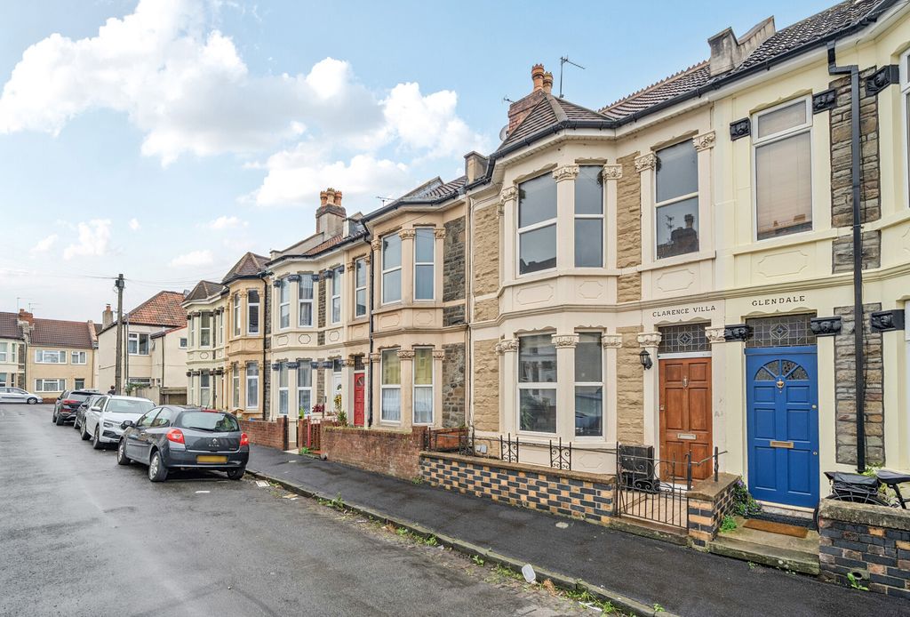 Property photo 1 of 20 1530694-2-1A12Fa3...