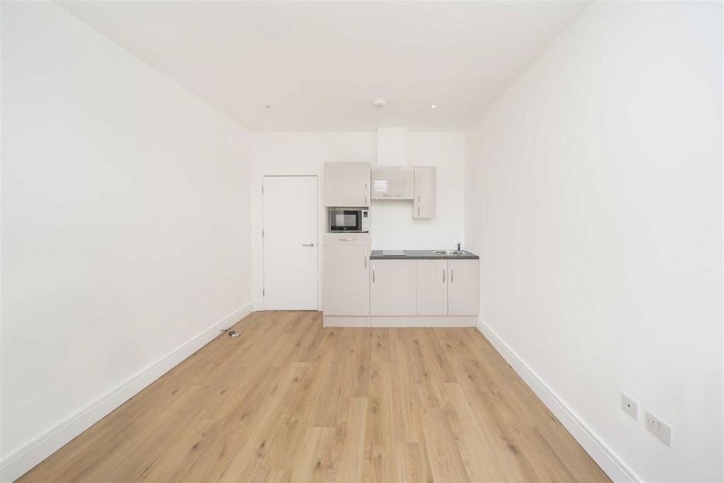 Property photo 3 of 3