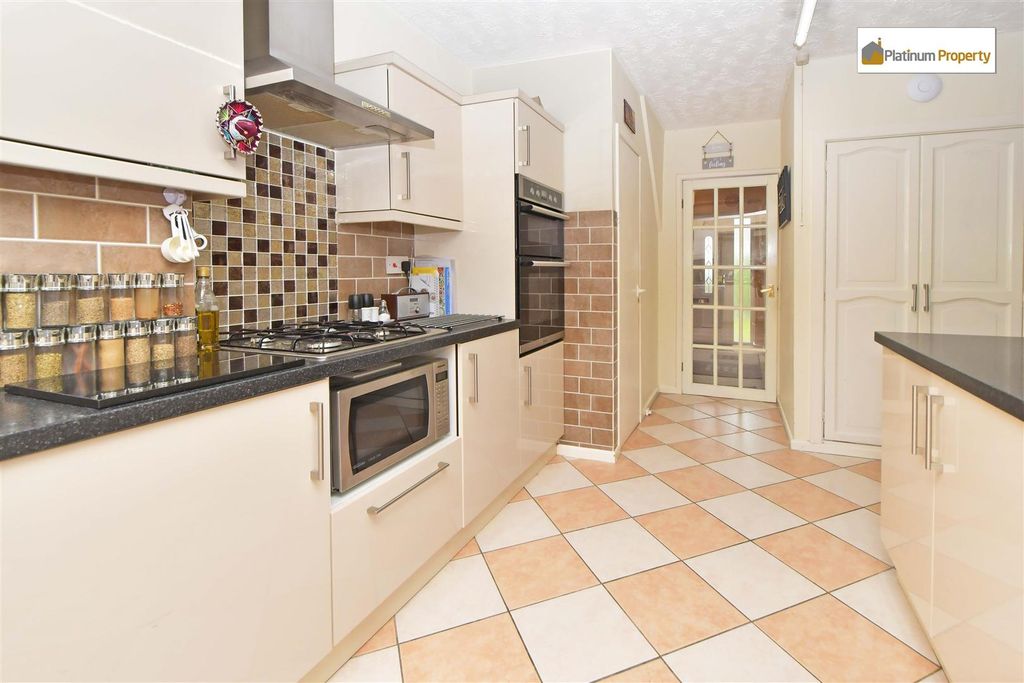 Property photo 3 of 23 Rah_7193.Jpg