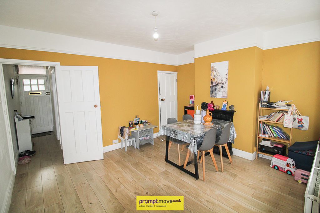 Property photo 3 of 9 Na