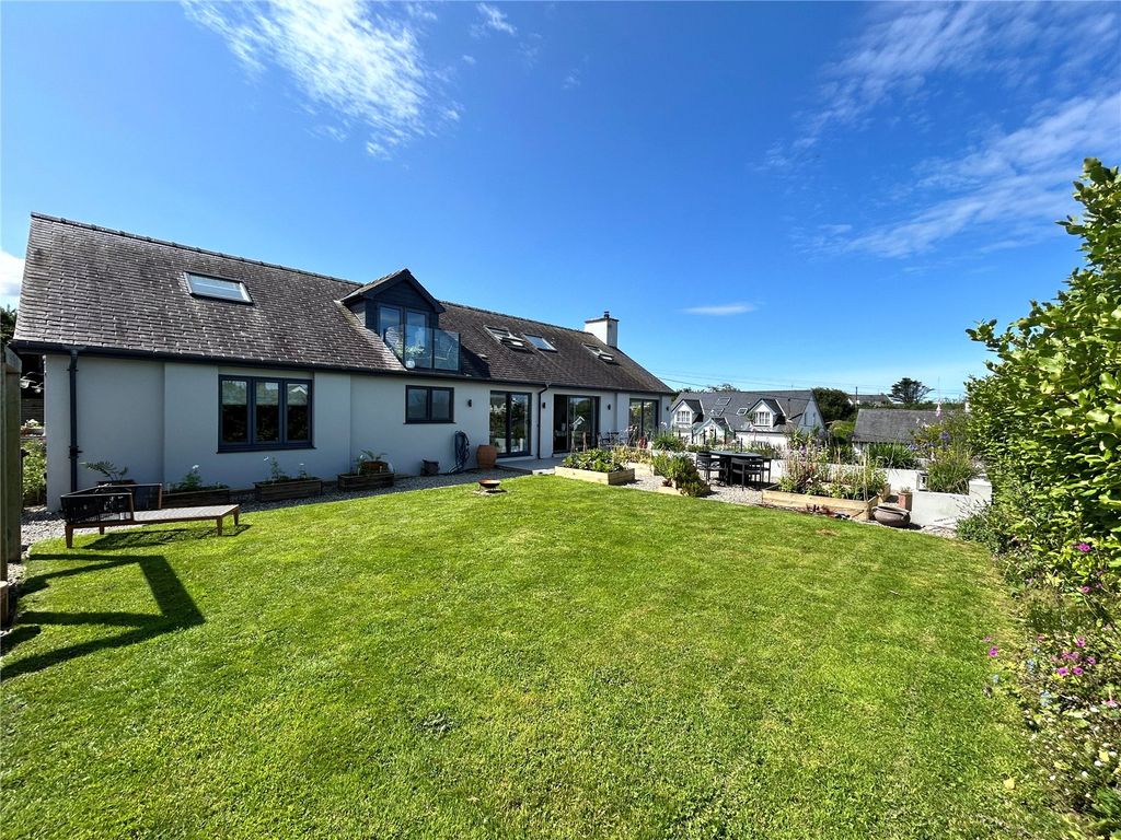 Property photo 2 of 45 Picture No. 94