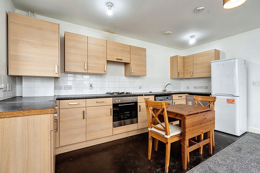 Property photo 1 of 11 1