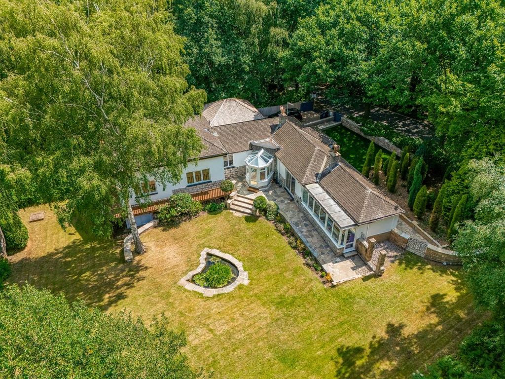 Property photo 2 of 26