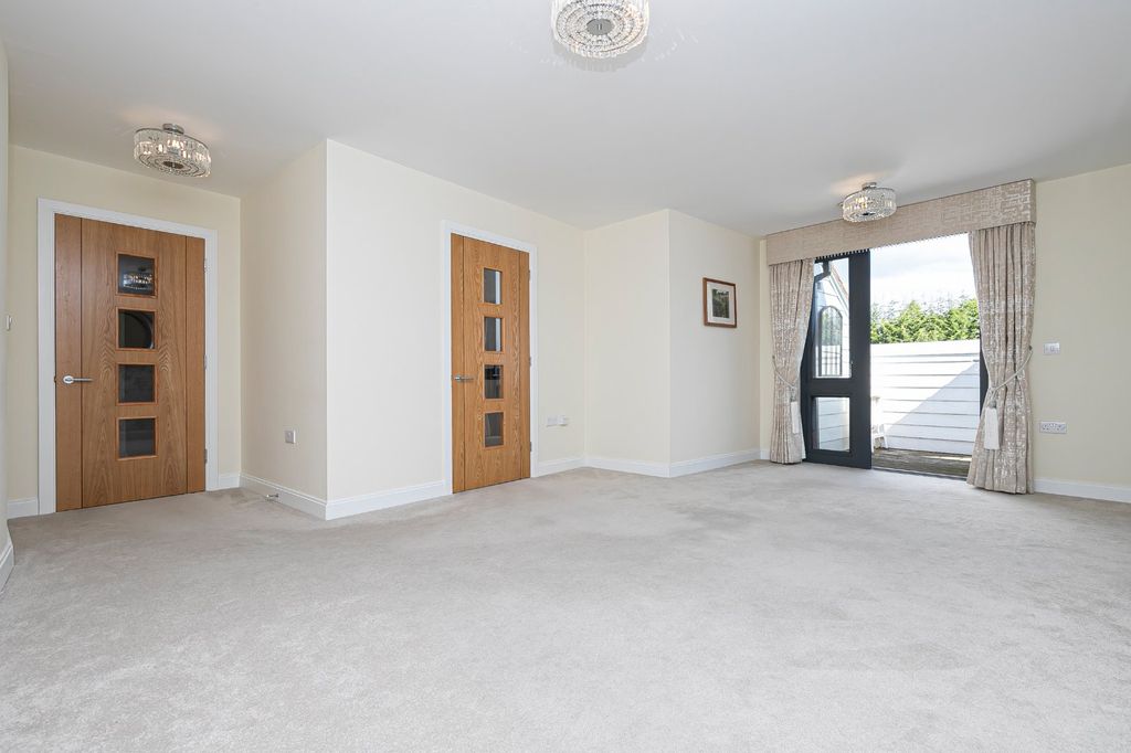 Property photo 1 of 12 Picture No. 03
