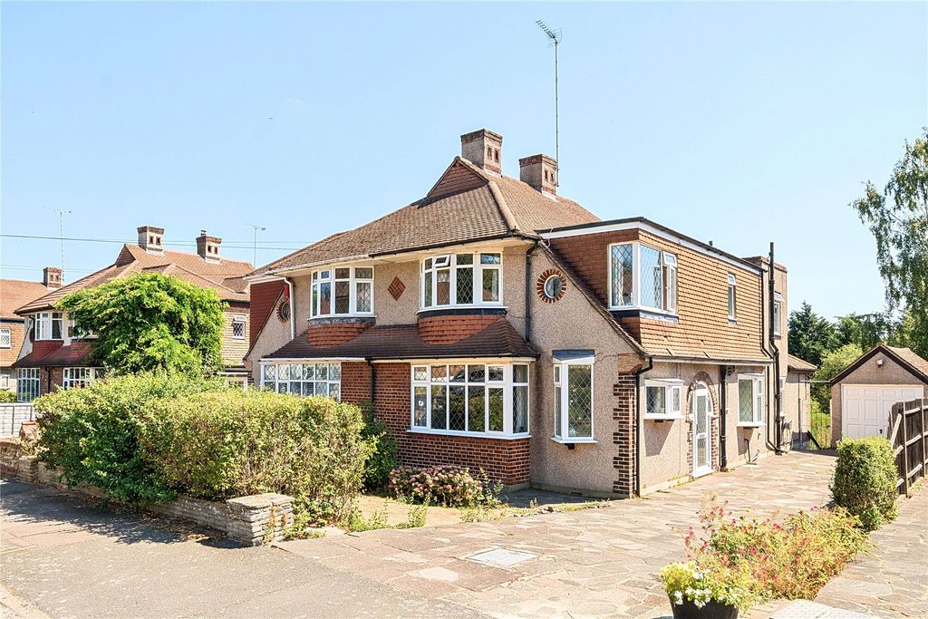 Property photo 1 of 21 Picture No. 02