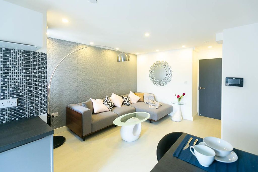 Property photo 1 of 6 204H65A6218 Mission Photographic.Jpg