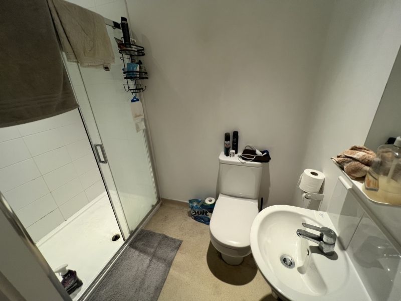 Property photo 3 of 6