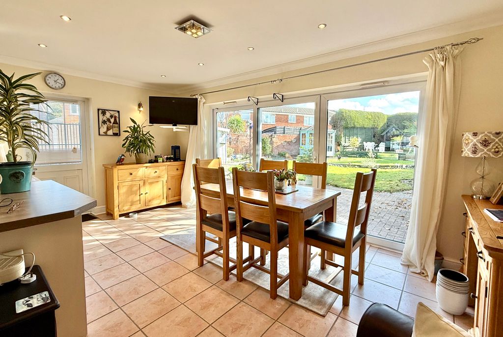 Property photo 3 of 21 Img_1598