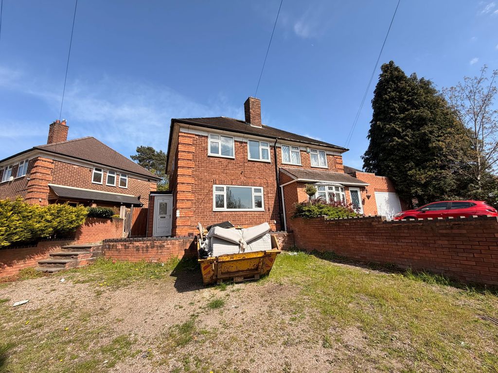 Property photo 2 of 21