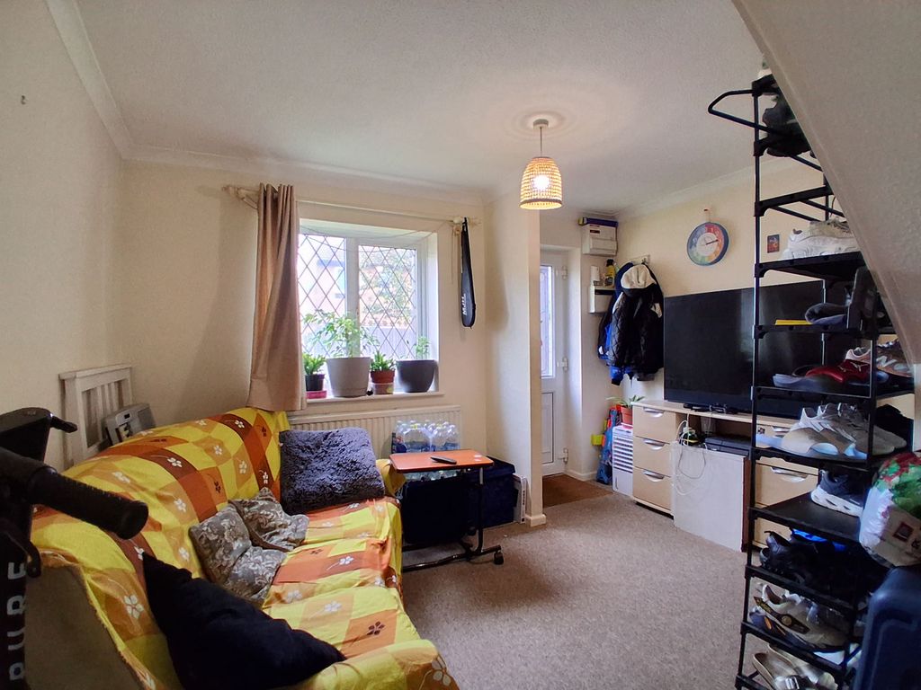 Property photo 2 of 11 Stan495861000011168.Jpg