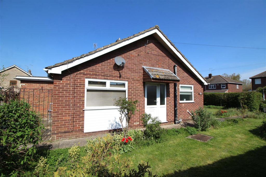 Property photo 1 of 15 Front.Jpg