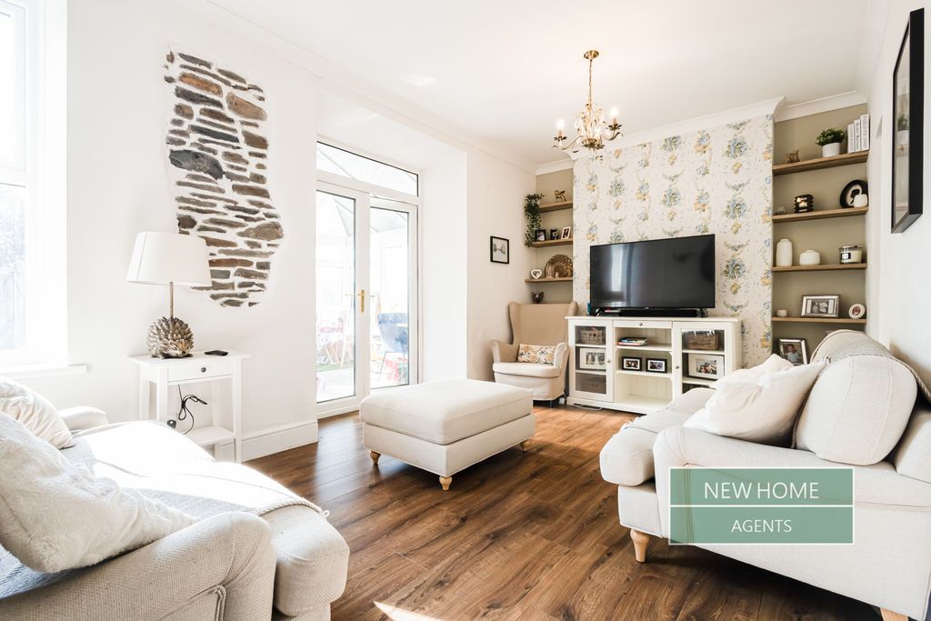 Property photo 2 of 28 Photo 24