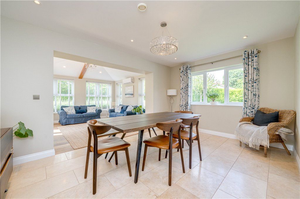 Property photo 3 of 29 Dining Area