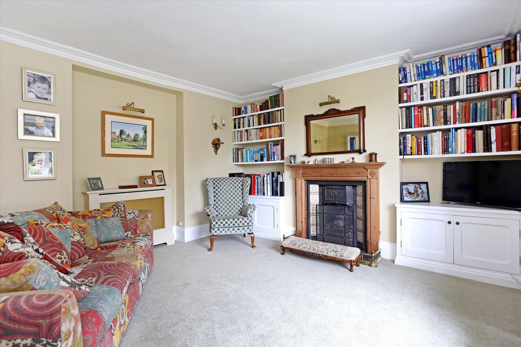 Property photo 3 of 17 Image