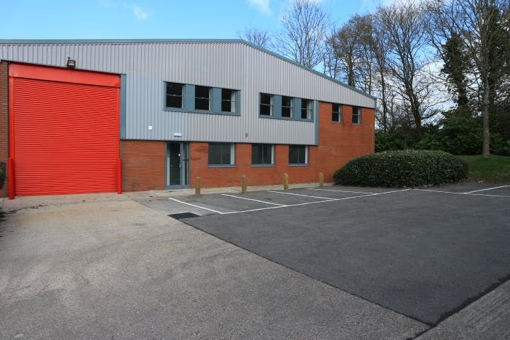 Property photo 1 of 10 Tavistock Industrial Estate Unit 6.Jpg
