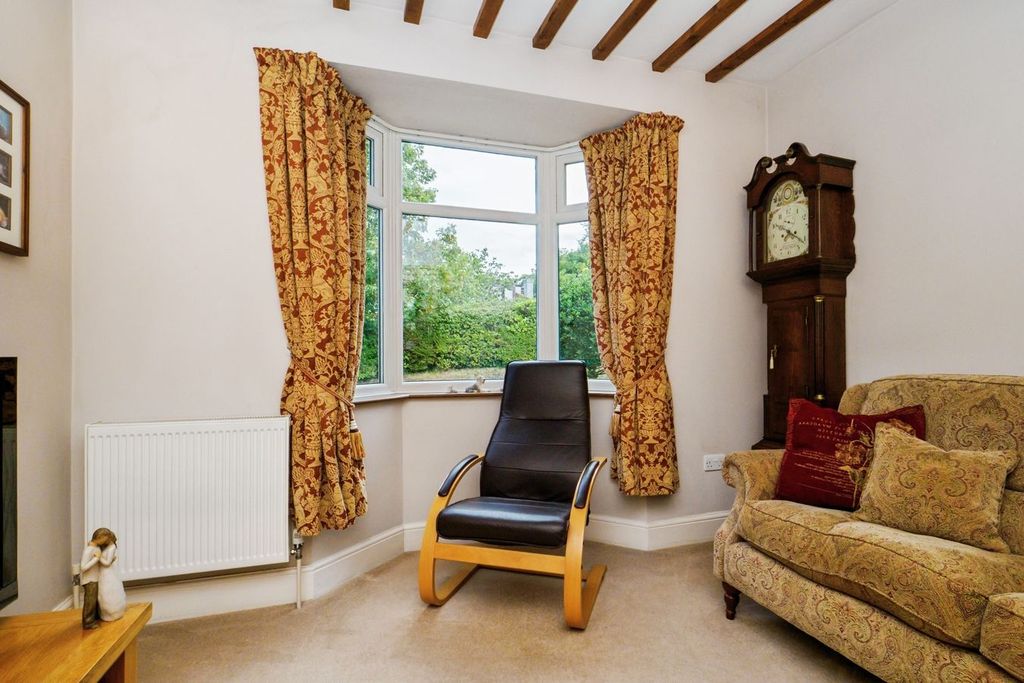 Property photo 2 of 30