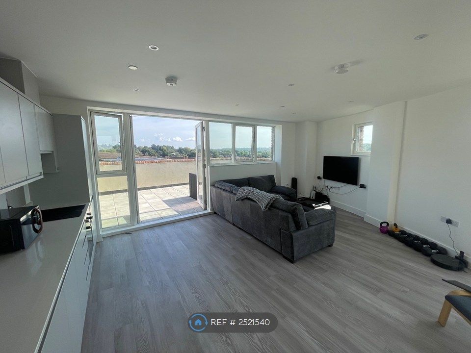 Property photo 2 of 17 Open Plan Living Room