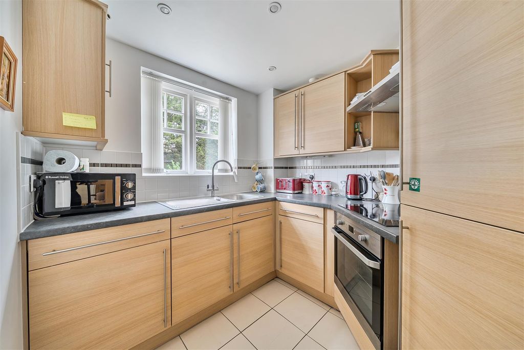 Property photo 3 of 19 1404543-5-69721B447601E.Jpg