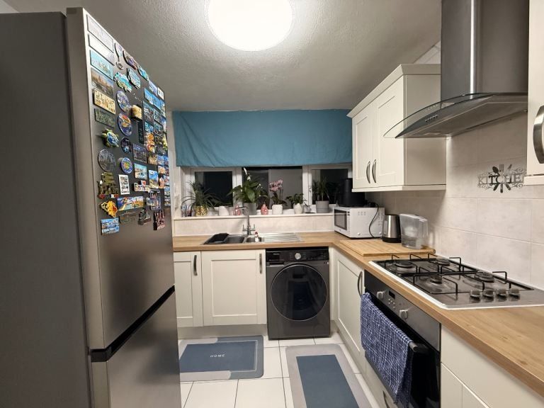 Property photo 2 of 3