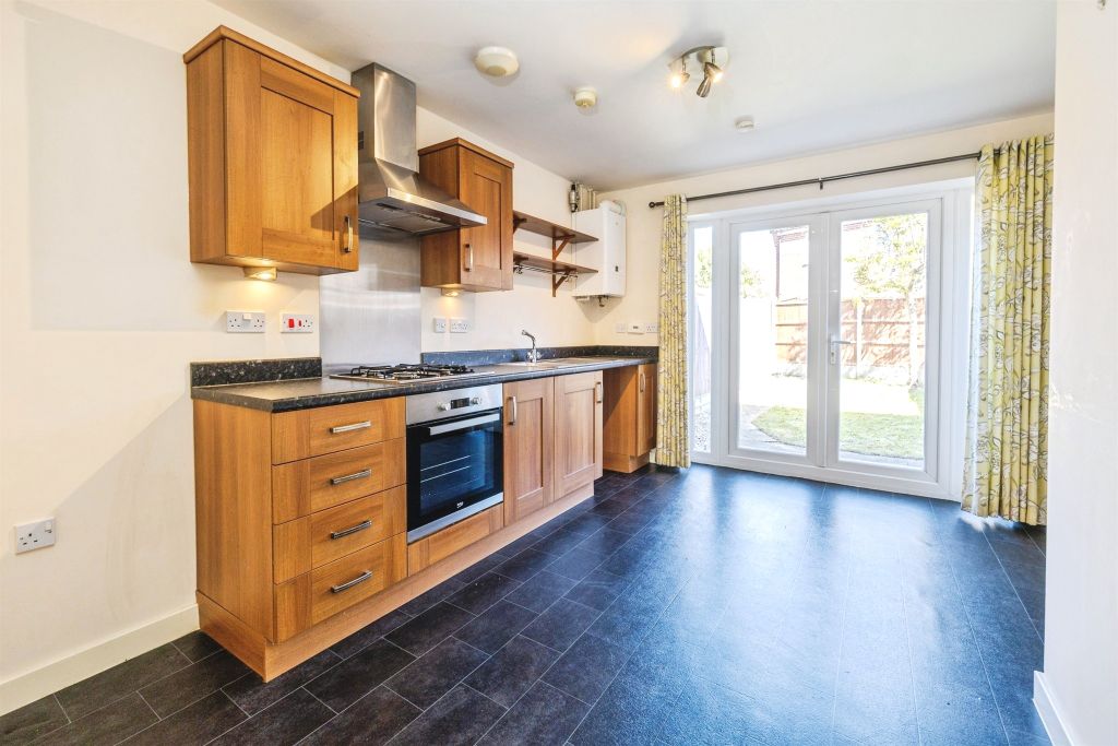 Property photo 2 of 17