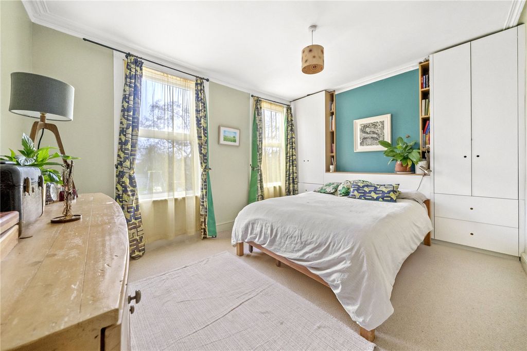 Property photo 2 of 19 Picture No. 20