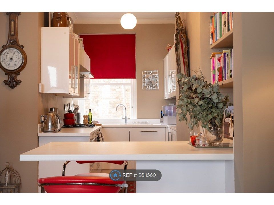 Property photo 3 of 12 Breakfast Bar