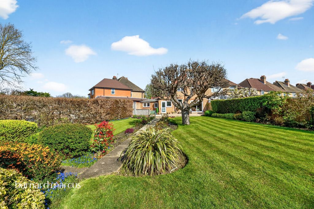 Additional image 12 of 4 bed semi-detached house for saleMortimer Crescent, Worcester Park KT4