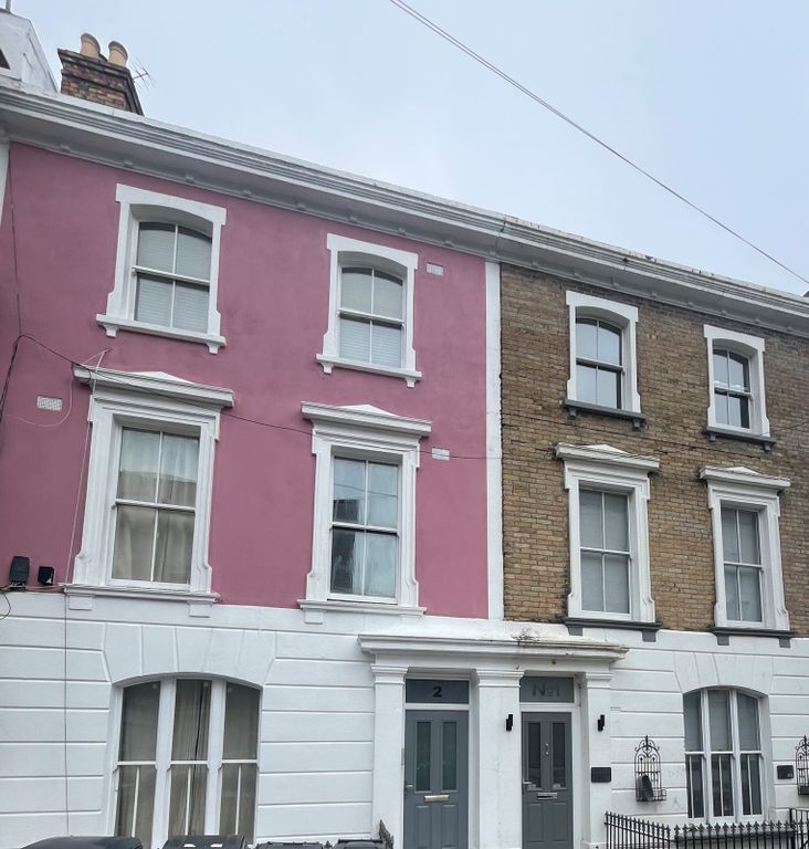 Property photo 1 of 7 Flat To Rent Upper Terrace Road, Bournemouth Bh2