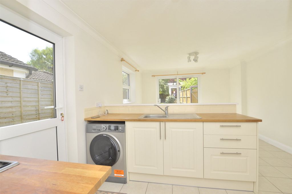 Property photo 2 of 13 Kitchen