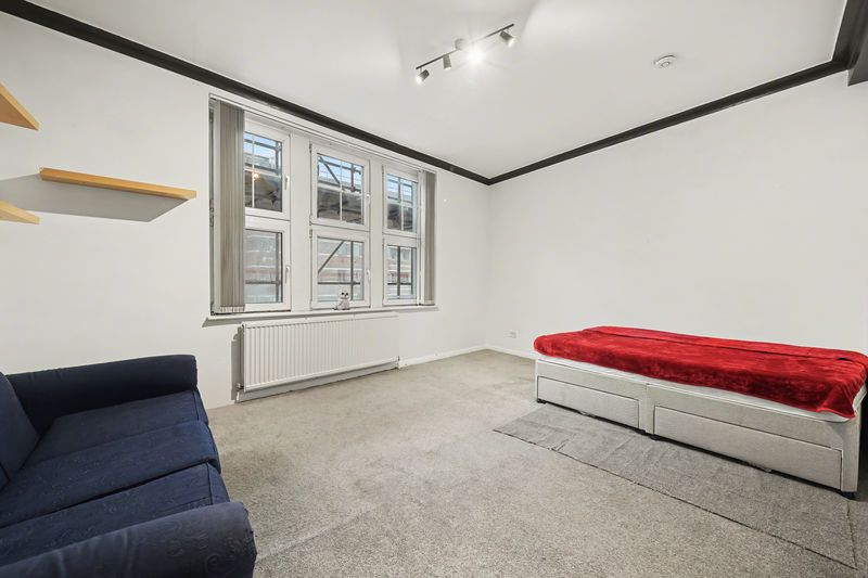 Property photo 1 of 11 Photo 9