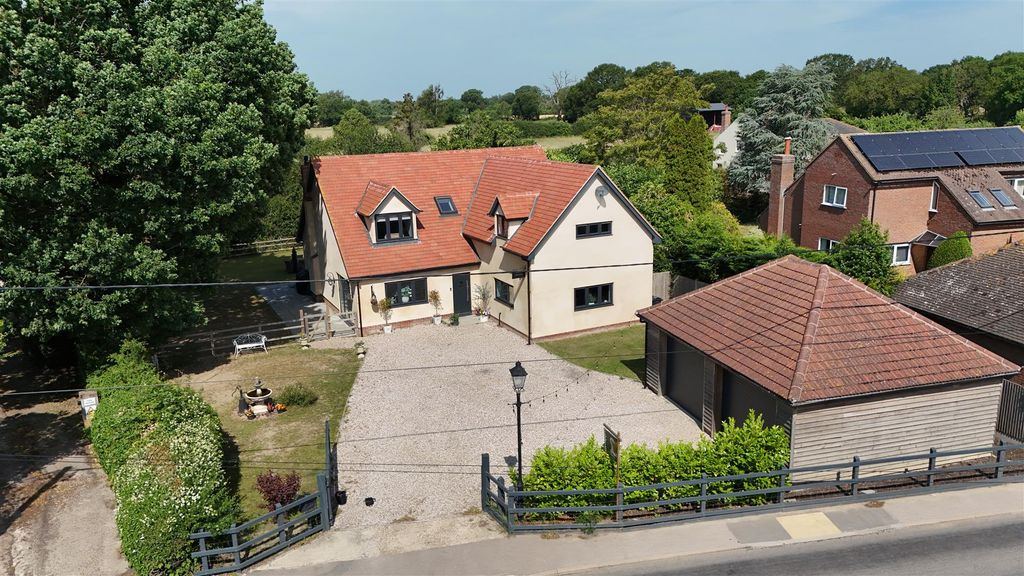 Property photo 1 of 53 Dji_Fly_20250130_155626_0186_1749720250781_Photo.J