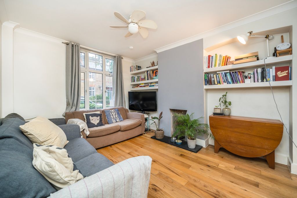 Property photo 2 of 14 Picture No. 02