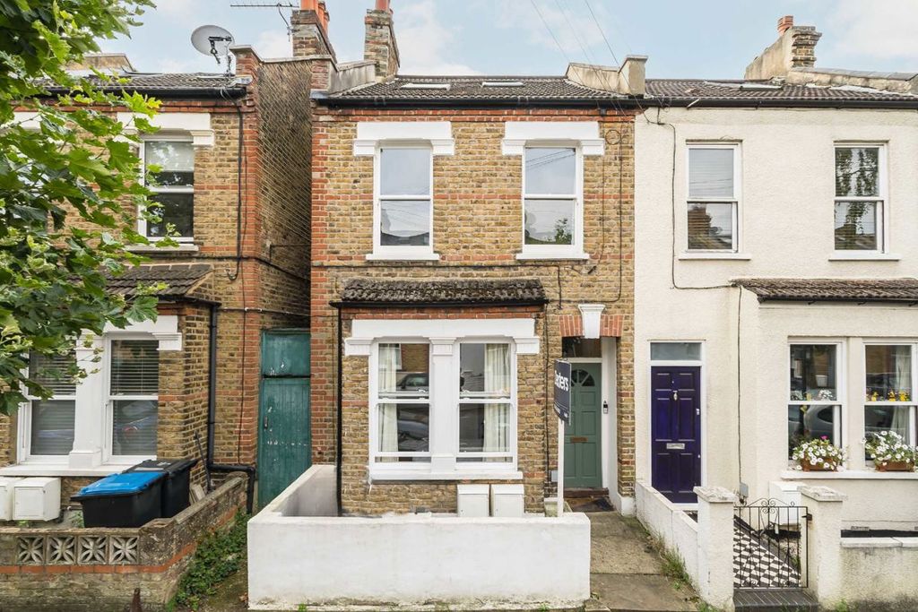 Property photo 1 of 5