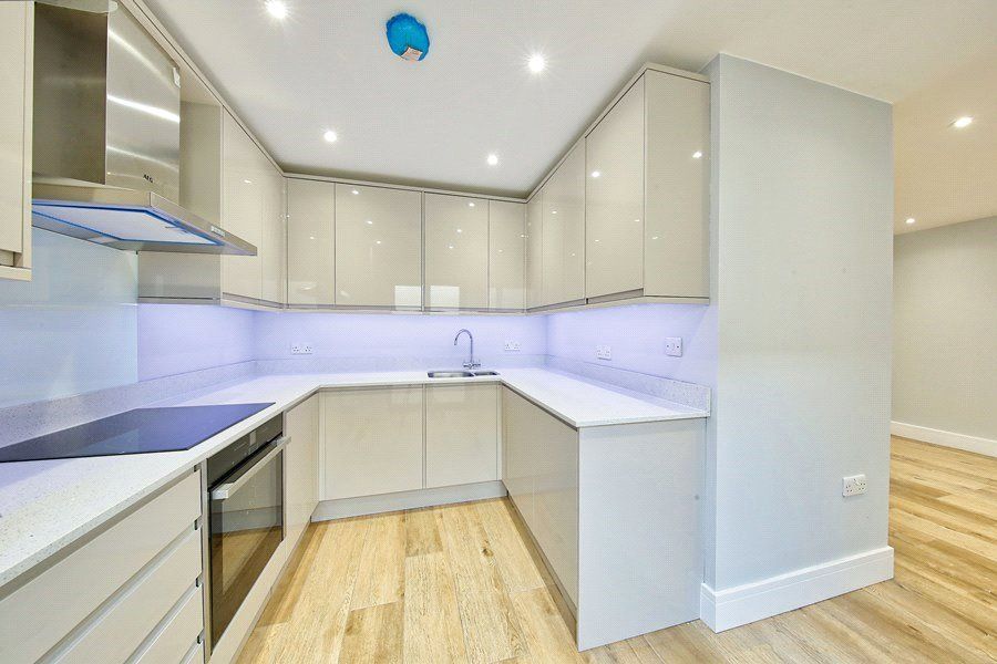 Property photo 1 of 10 Picture No. 08