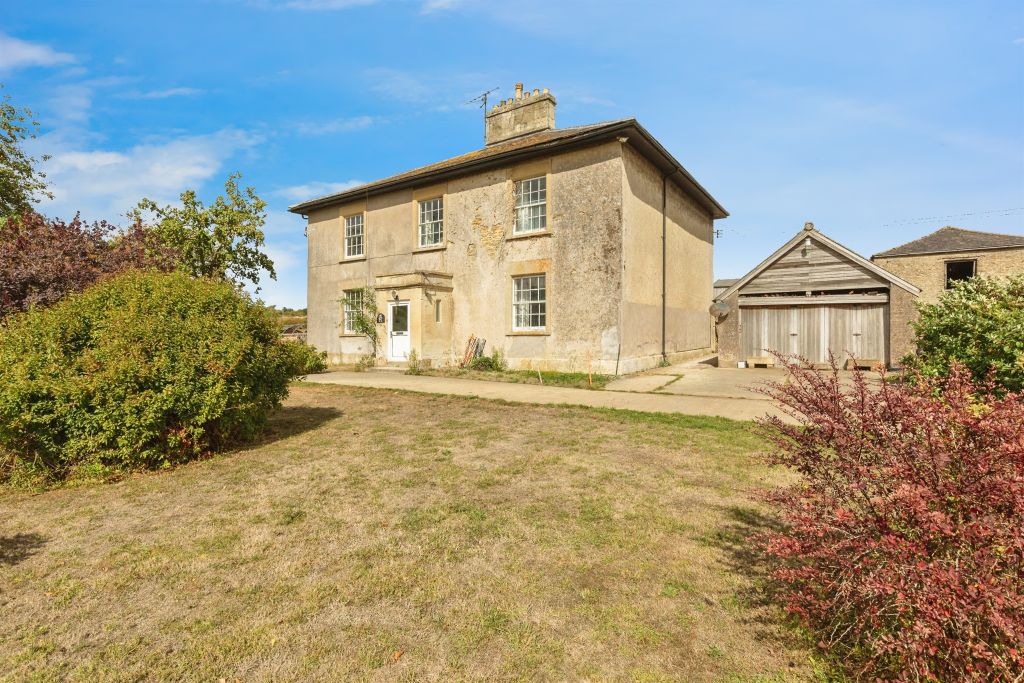 Property photo 1 of 22