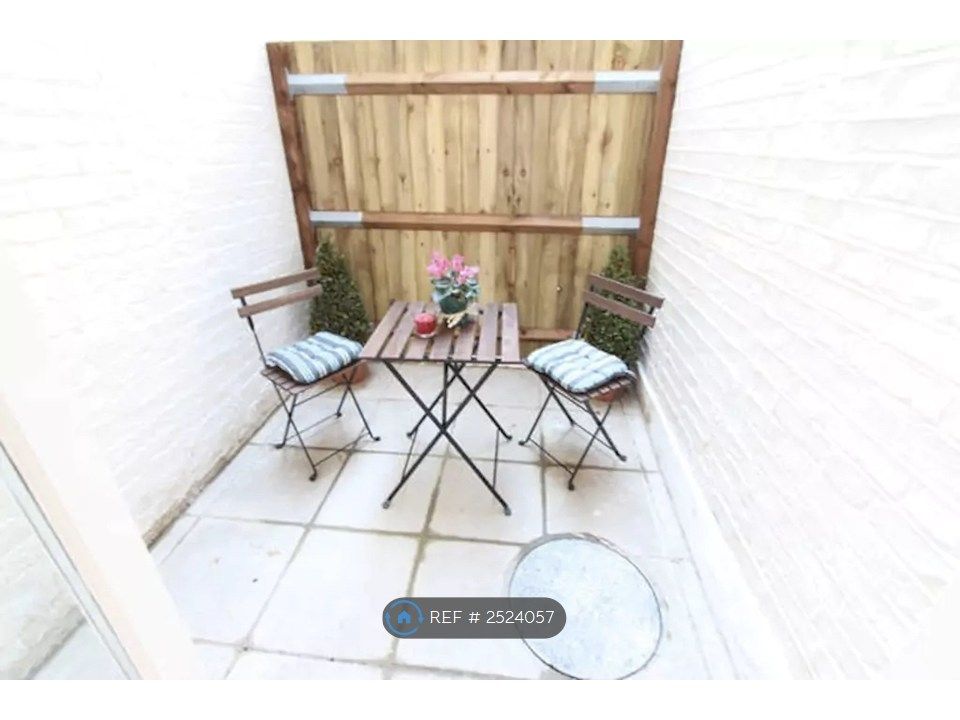 Property photo 3 of 4