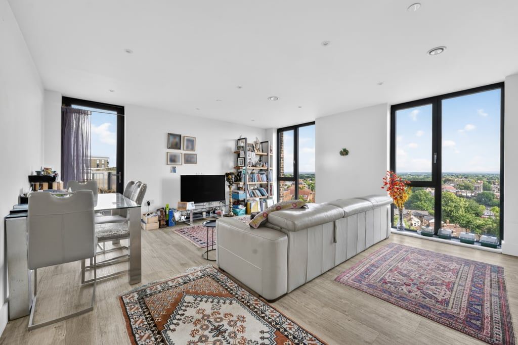 Property photo 1 of 19