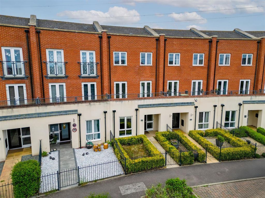 Property photo 1 of 16 Dji_0235-Hdr-Edit-Edit.Jpg