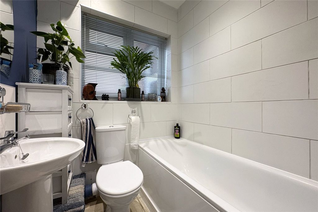 Property photo 3 of 9 Picture No. 07