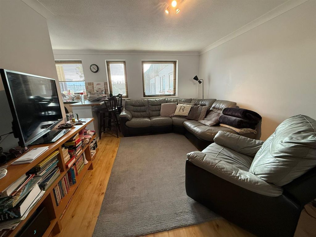 Property photo 1 of 12 1.Jpeg