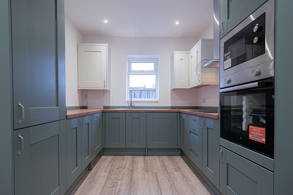 Property photo 3 of 18