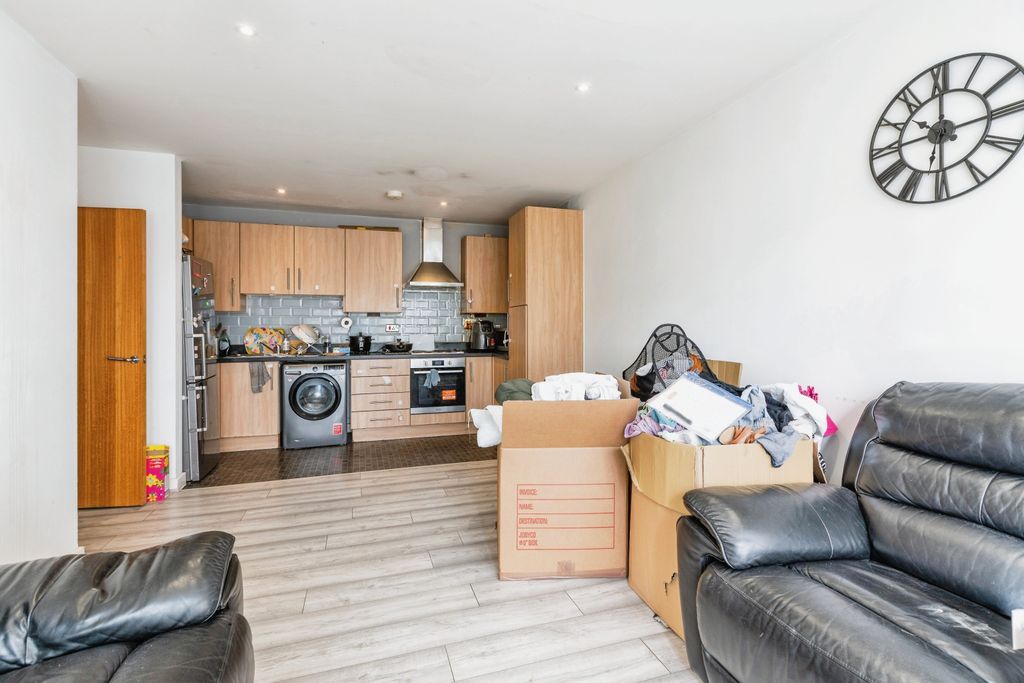 Property photo 2 of 14 Open Plan Living