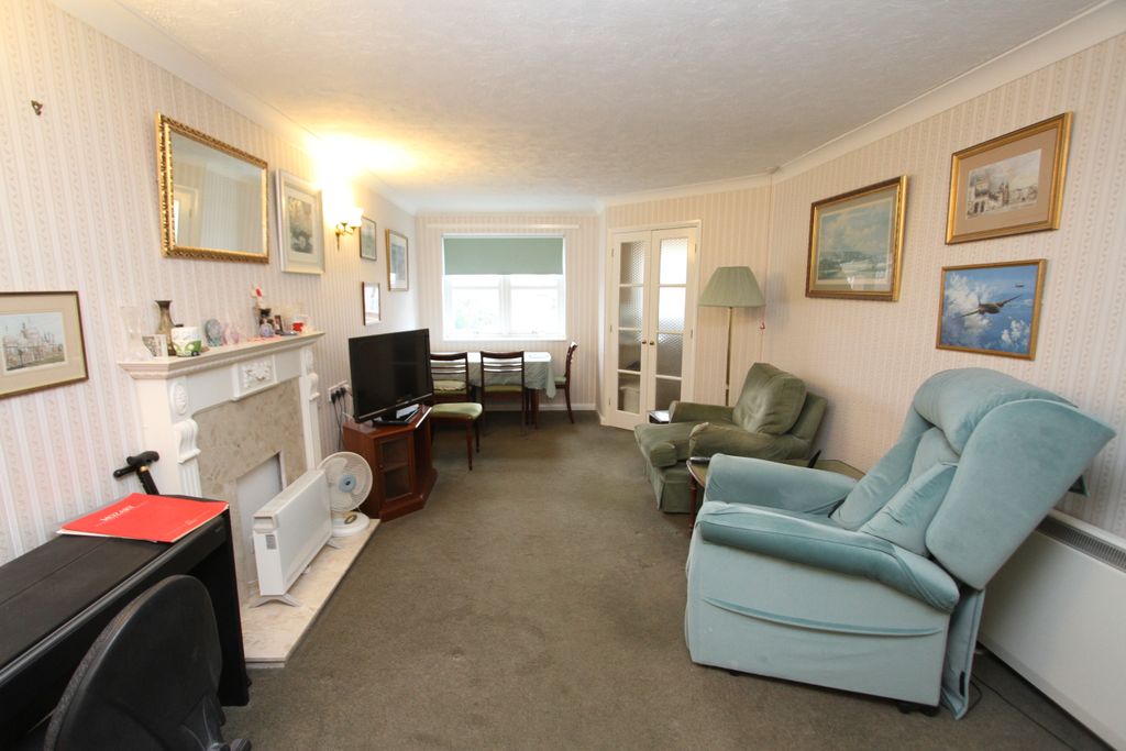 Property photo 2 of 9