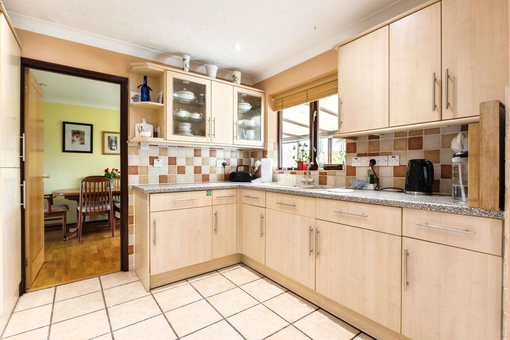 Property photo 3 of 19 Pbox-Img.Jpg