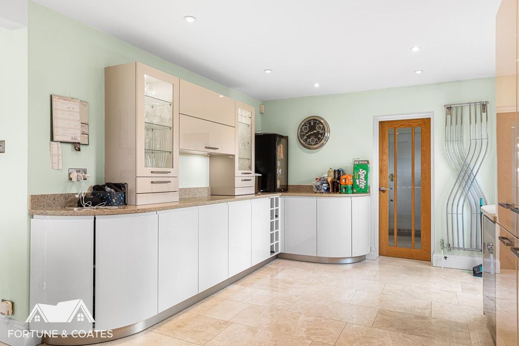Additional image 6 of 6 bed detached house for saleSheering Road, Harlow CM17