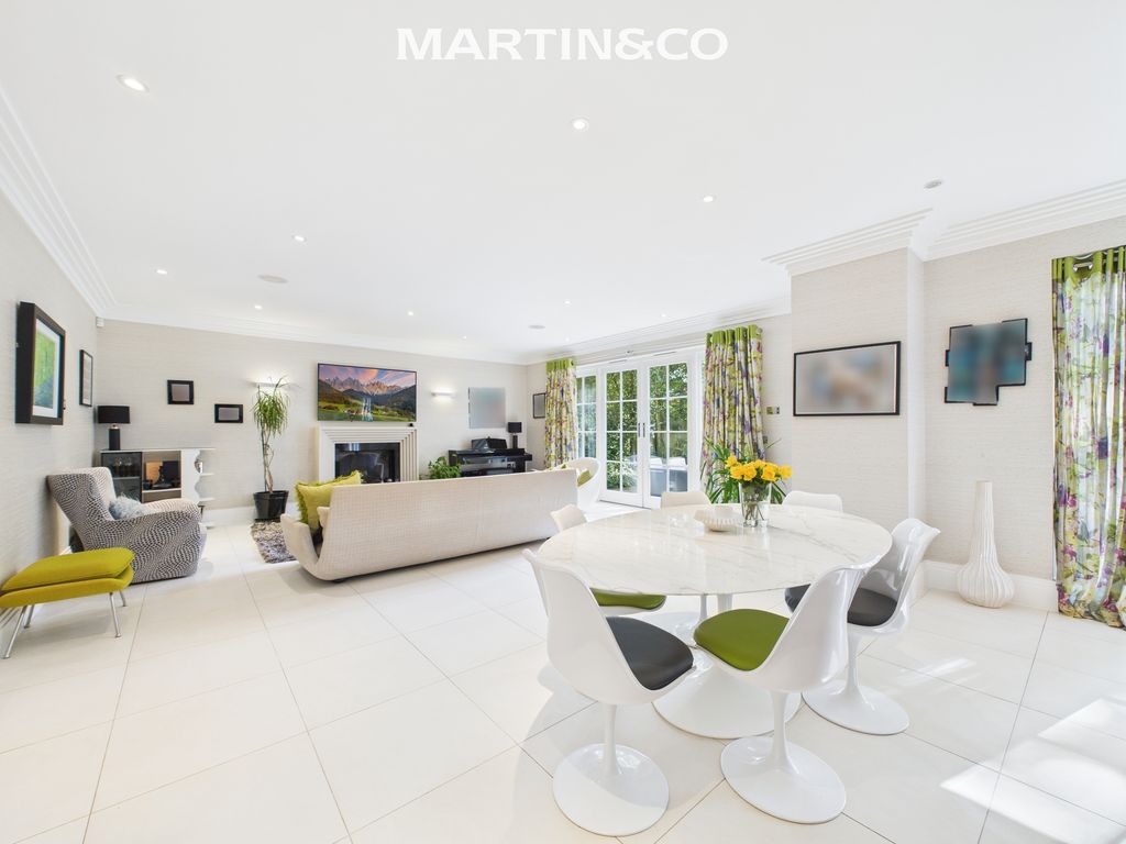 Property photo 2 of 51