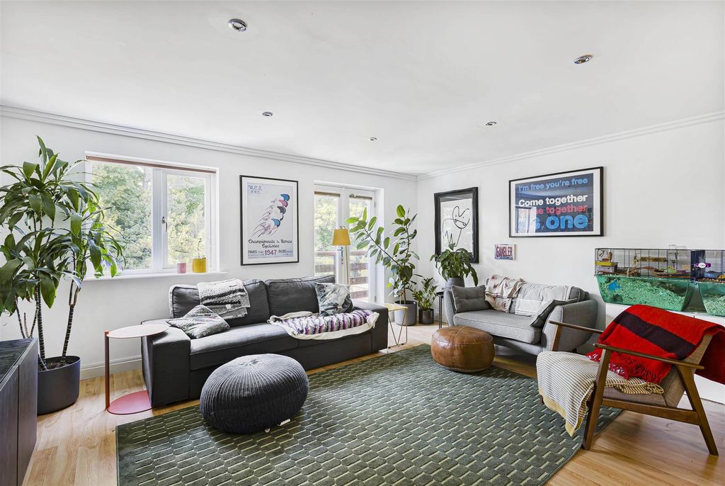 Property photo 2 of 27 139_16986.Jpg