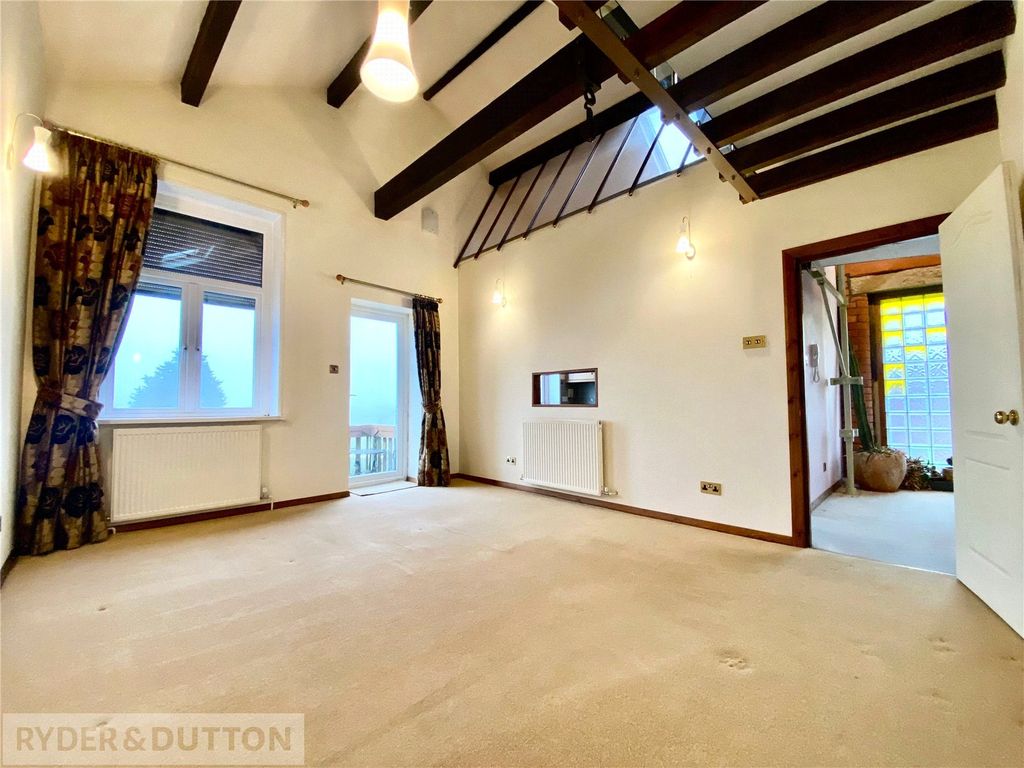 2 bed flat for saleCastleton Road, Thornham, Royton, Oldham OL2 photo 5