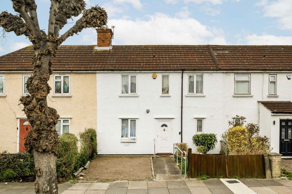 Property photo 1 of 5